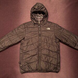 The North Face Reversible Hooded Puffer Jacket | Black/Plaid